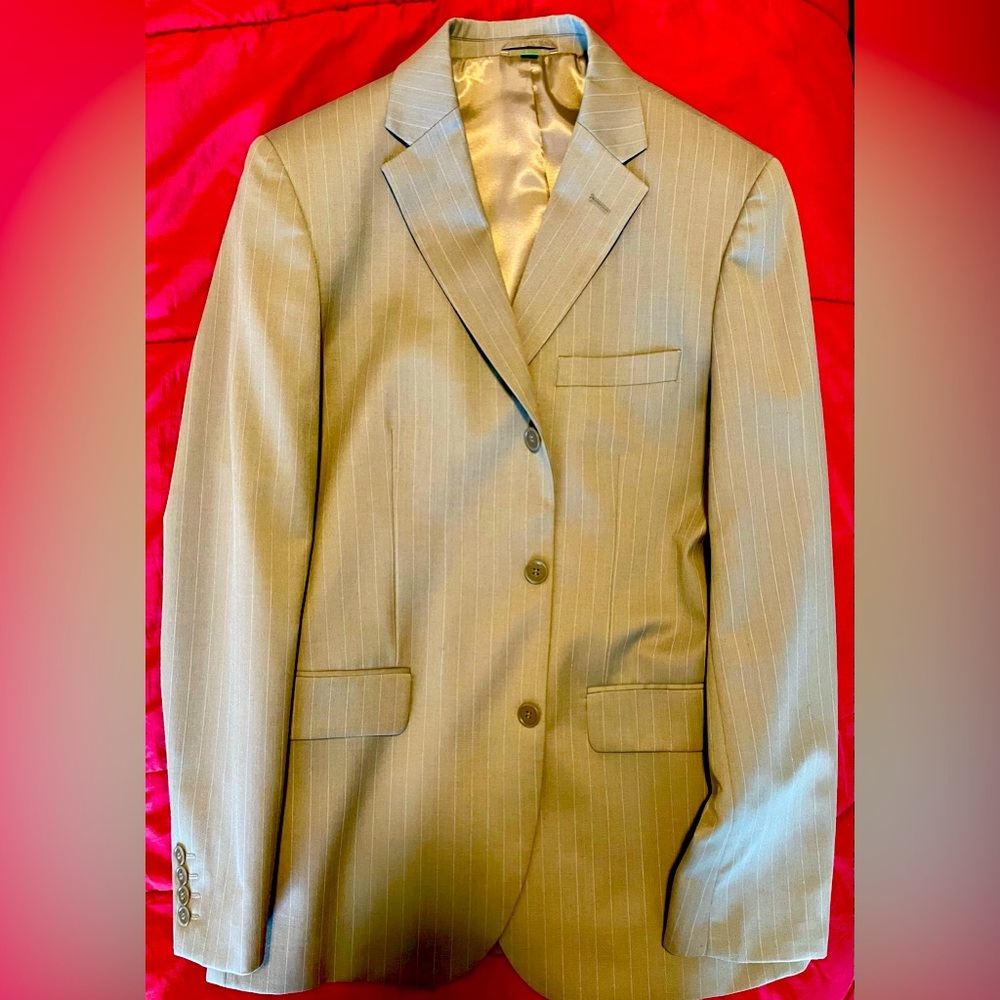 Kenneth Cole Suit and Pants. Jacket size 48 and Pants size is 30x30
